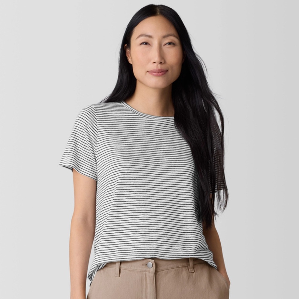Eileen Fisher Black and White Striped Short Sleeve Tee, women’s size XS